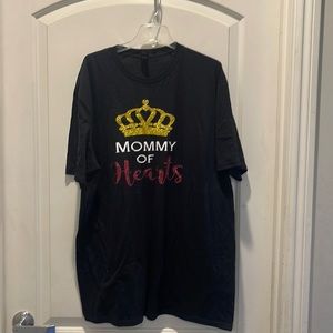 MOMMY OF HEARTS tee